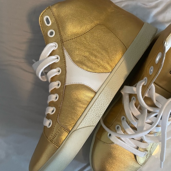 Celine Shoes - Picture 6 of 8